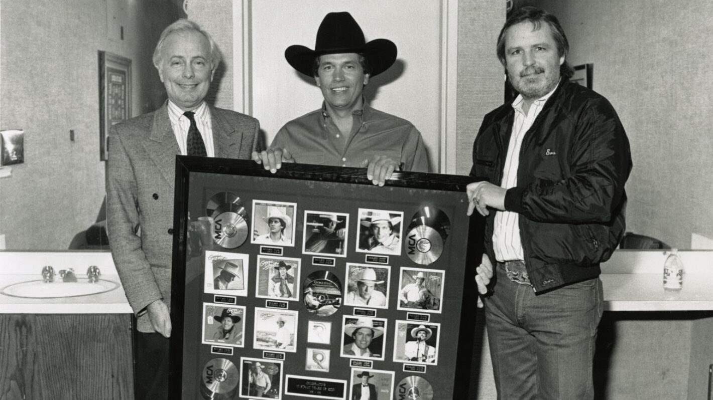 Longtime Manager for Country Singer George Strait, Erv Woolsey, Dies at 80