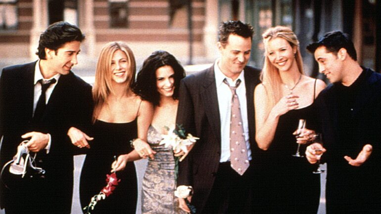 Friends David Schwimmer, Jennifer Aniston, Courteney Cox, Matthew Perry, Lisa Kudrow, Matt Le Blanc, 2001-02 season, series running 1994-current