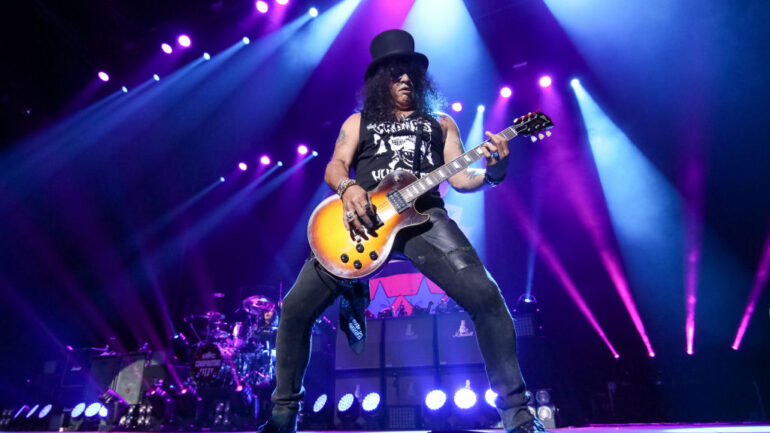 Slash performs on stage during the Slash ft Myles Kennedy and The Conspirators Living The Dream Tour at Spark Arena on January 26, 2019 in Auckland, New Zealand