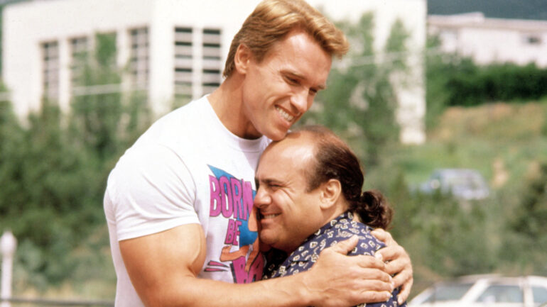 Twins Arnold Schwarzenegger, Danny DeVito, 1988