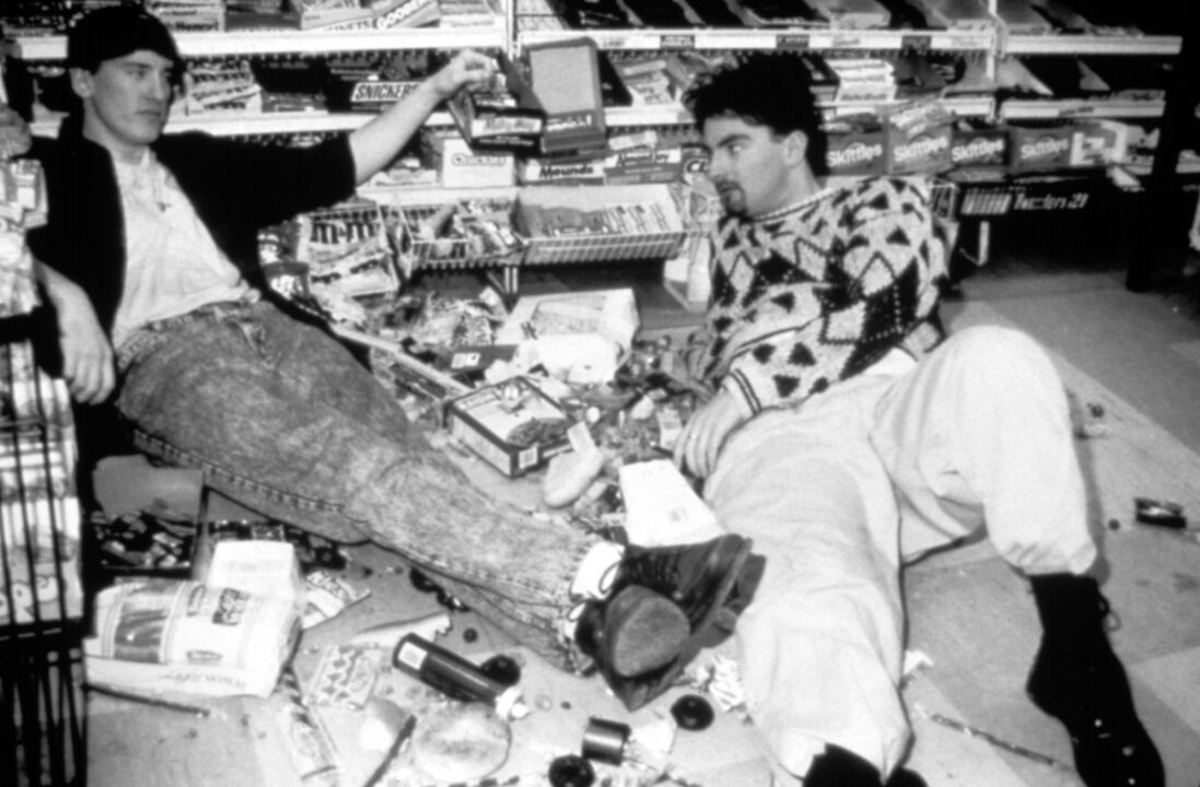 CLERKS, Jeff Anderson, Brian O'Halloran, 1994