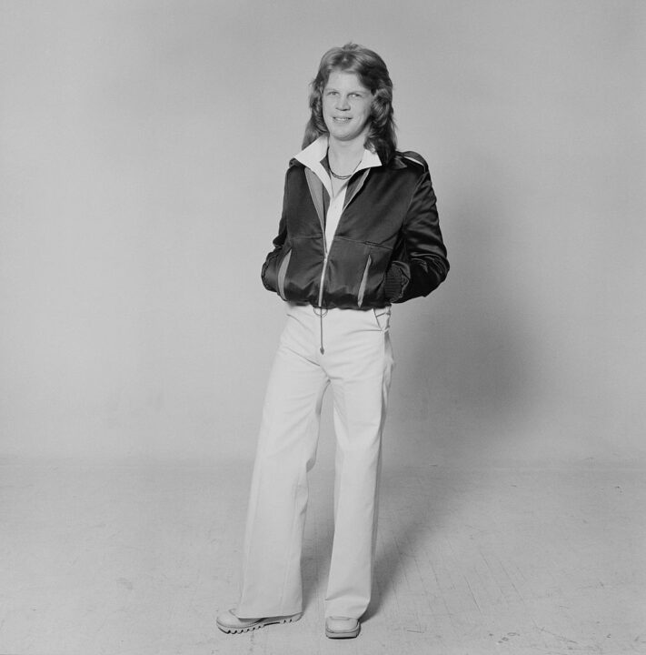 British singer-songwriter Eddie Howell, October 1975