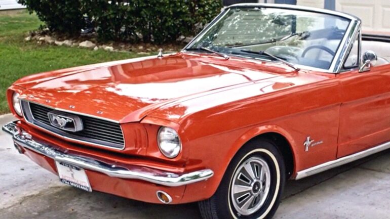 1966 Mustang in Teenage Girl: First Wheels 2020