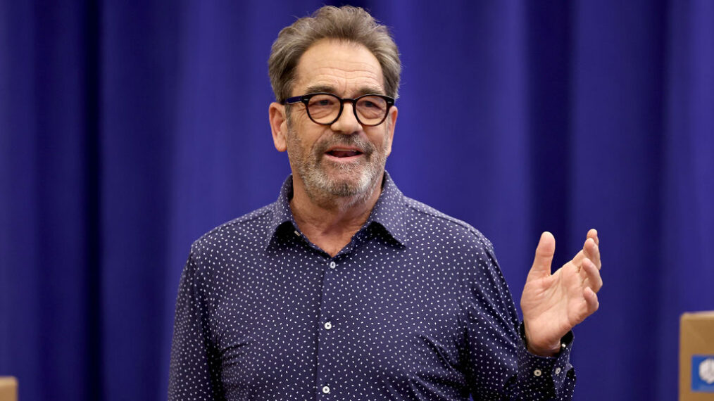 '80s Music Icon Huey Lewis Debuting New Broadway Show Despite Hearing Loss