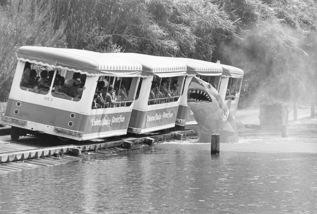 (Eingeschränkte Rechte für bestimmte redaktionelle Kunden in Deutschland. Limited rights for specific editorial clients in Germany.) Hollywood: Universal Studios Glamor tram constructed specially for the opening of the studio tour