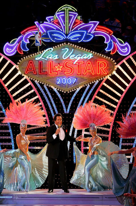 Singer Wayne Newton performs at the 2007 NBA All Star Game on February 18, 2007 at Thomas & Mack Center in Las Vegas, Nevada. NOTE TO USER: User expressly acknowledges and agrees that, by downloading and or using this photograph, User is consenting to the terms and conditions of the Getty Images License Agreement