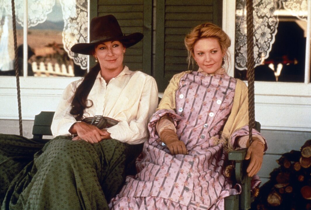 LONESOME DOVE, from left: Anjelica Huston, Diane Lane, 1989.