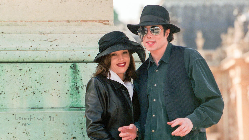 Inside the Strange Marriage of Michael Jackson & Lisa Marie Presley in