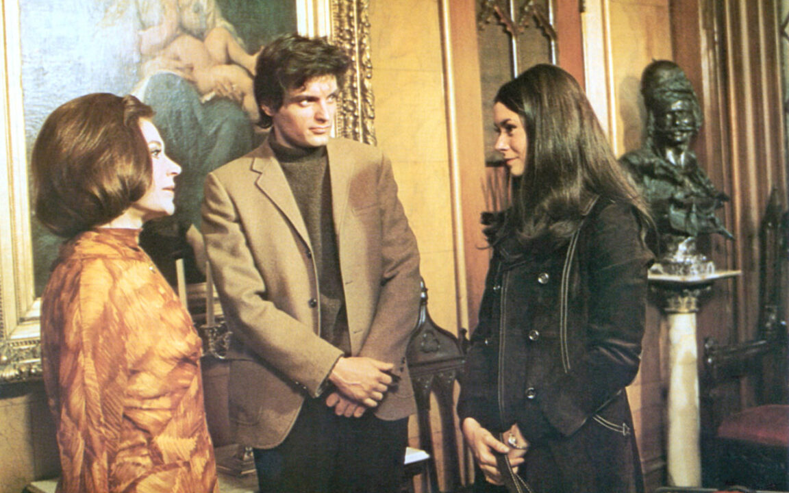 Night of Dark Shadows, NIGHT OF DARK SHADOWS, Grayson Hall, David Selby, Kate Jackson, 1971