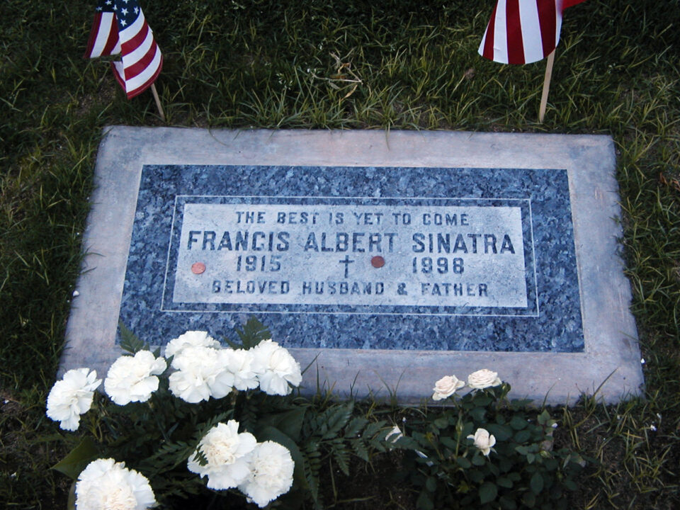 Frank Sinatra original headstone Public Domain