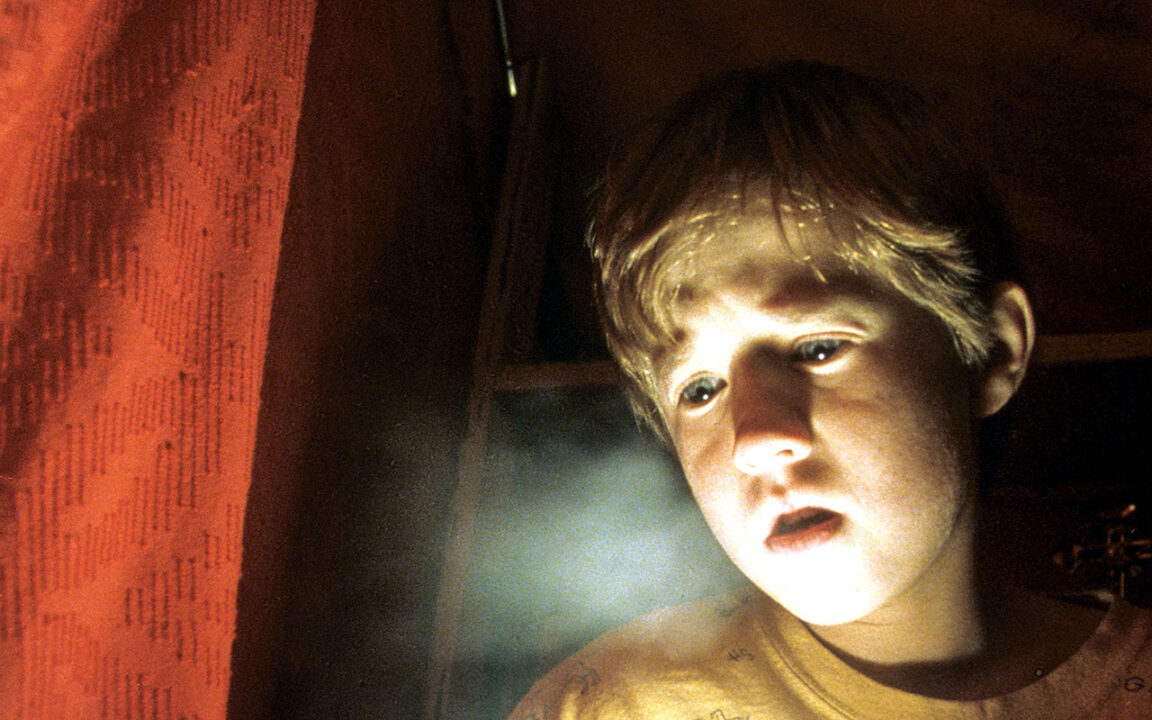 THE SIXTH SENSE, Haley Joel Osment, 1999. (c) Buena Vista Pictures/ Courtesy: Everett Collection.