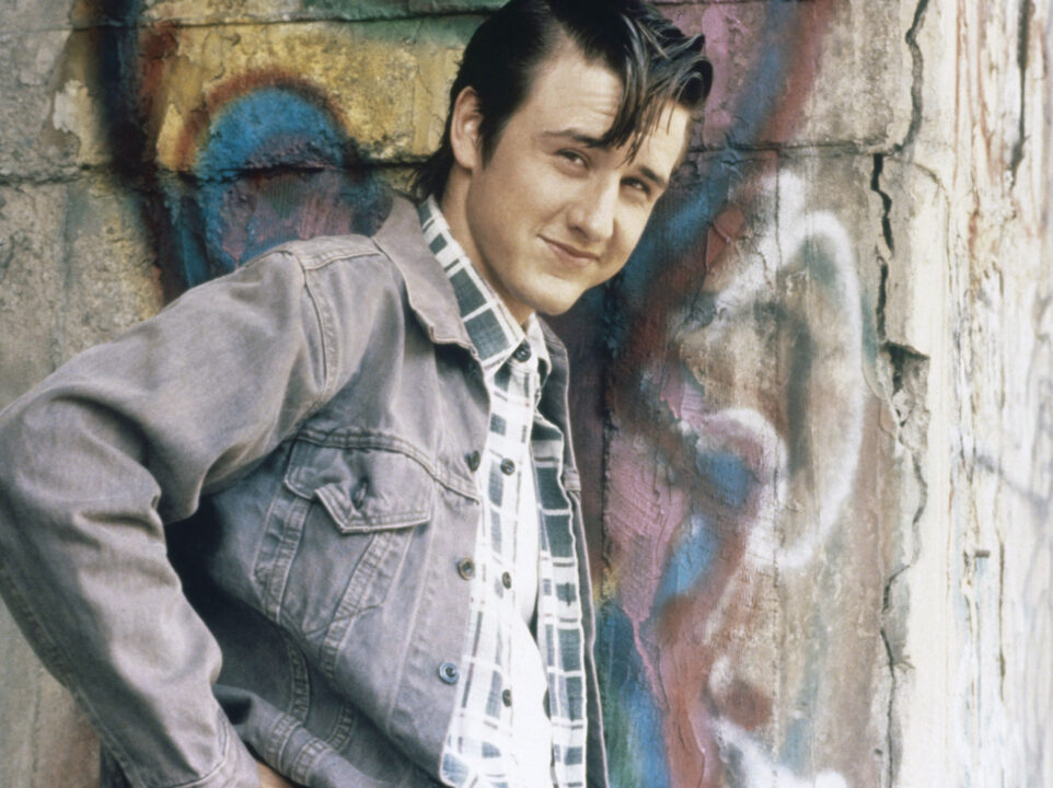THE OUTSIDERS, David Arquette, 1990,
