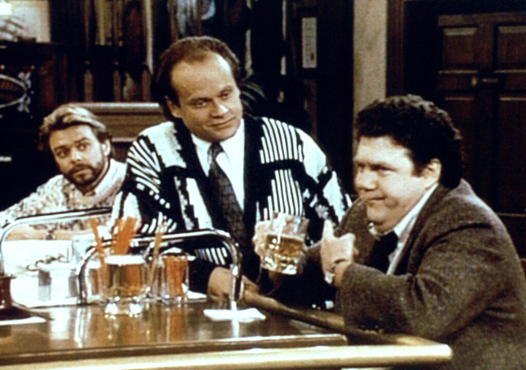 CHEERS, Kelsey Grammer (center), George Wendt (right), (Season 5), 1982-93.