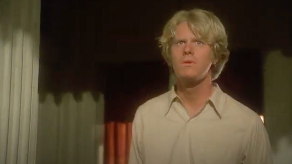 Dead of Night (1977) screengrab