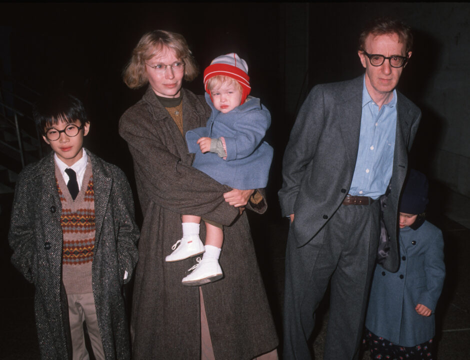 Actor Woody Allen, actress Mia Farrow and children attend The Apple Circus Performance on November 3, 1989 in New York City.