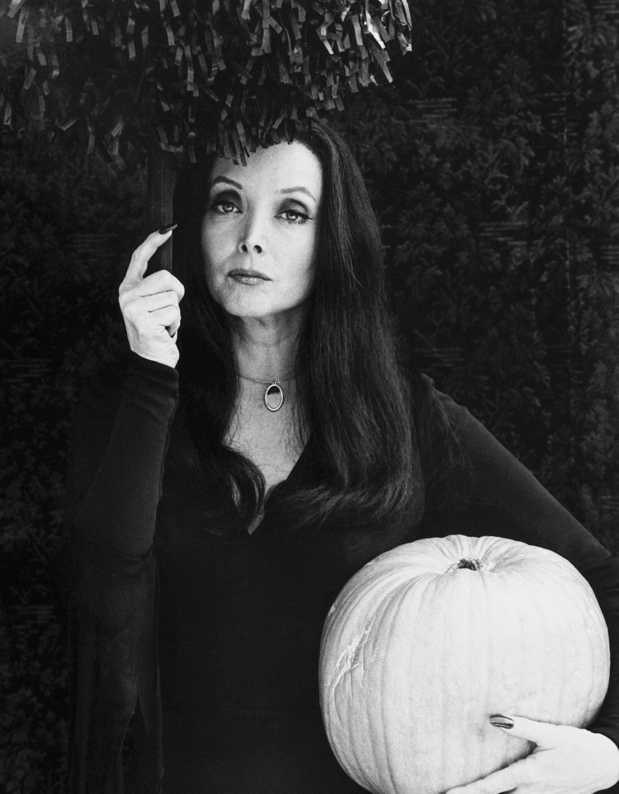 HALLOWEEN WITH THE NEW ADDAMS FAMILY, Carolyn Jones 1977