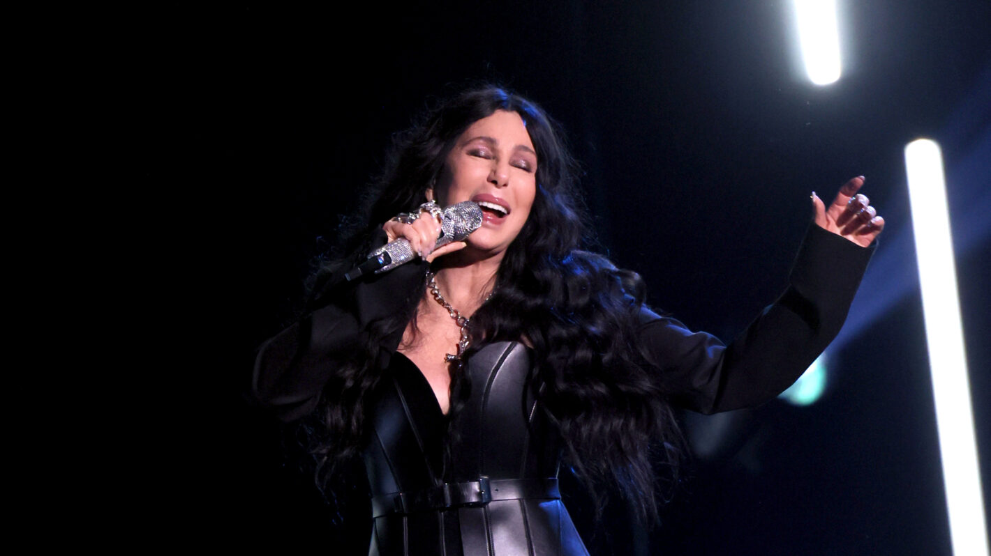 When is 2024 Rock N Roll Hall of Fame Induction Ceremony with Cher and
