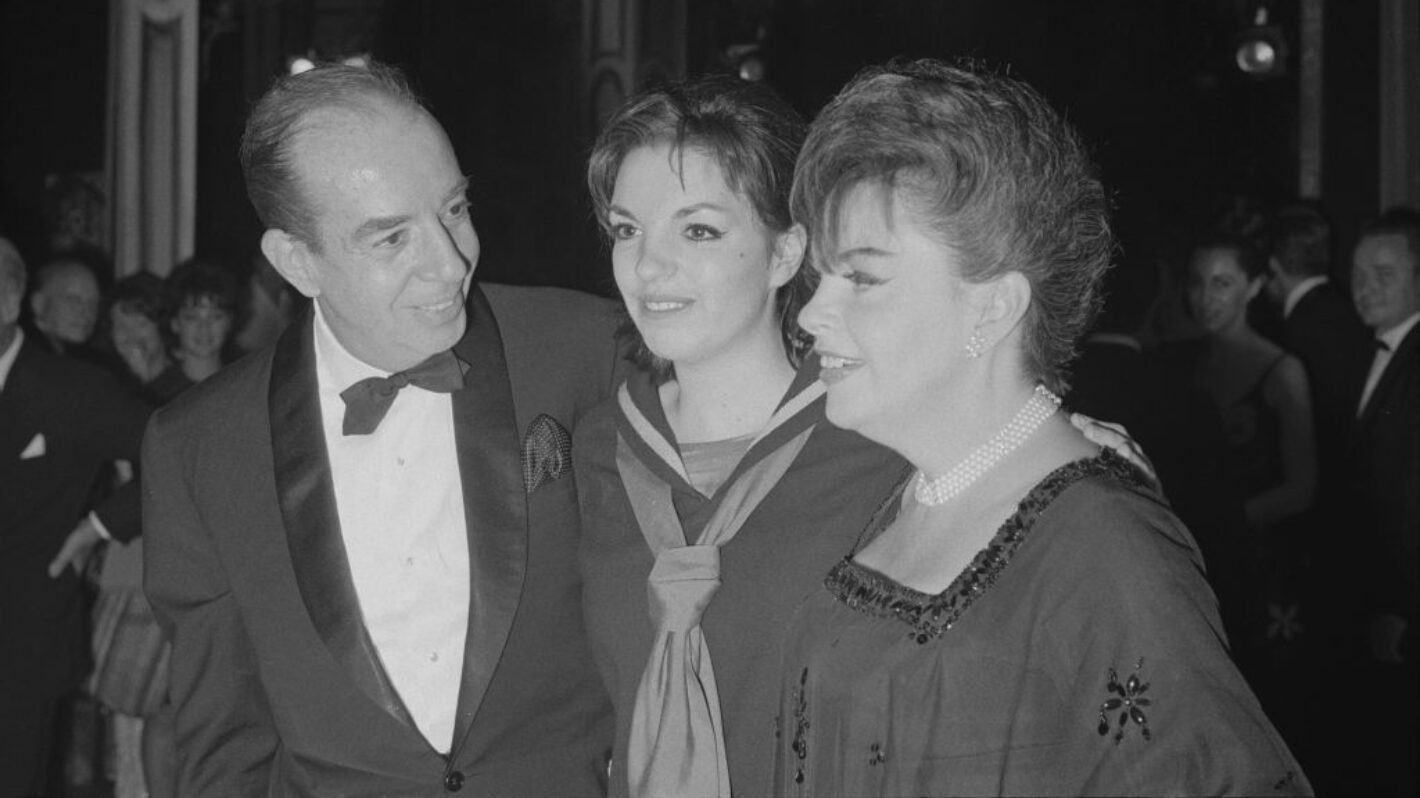 Liza Minnelli Says Parents Judy Garland & Vincente Minnelli 'Didn't