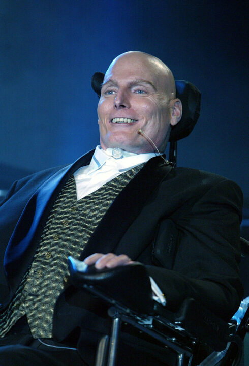 Actor Christopher Reeve attends the Christopher Reeve Paralysis Foundation 13th Annual "A Magical Evening" Gala at the Marriot Marquis Hotel November 24, 2003 in New York City