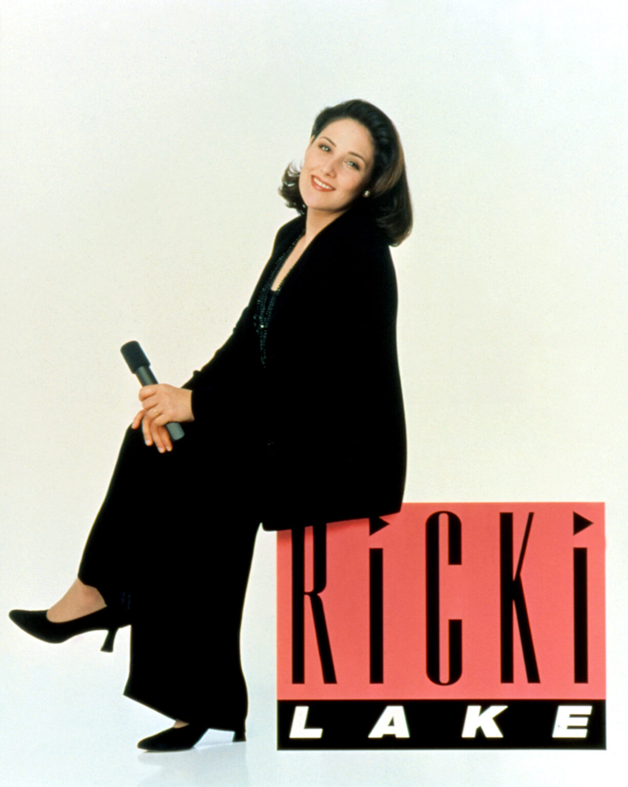 Ricki Lake Says She Was Homeless After Hit Movie 'Hairspray'