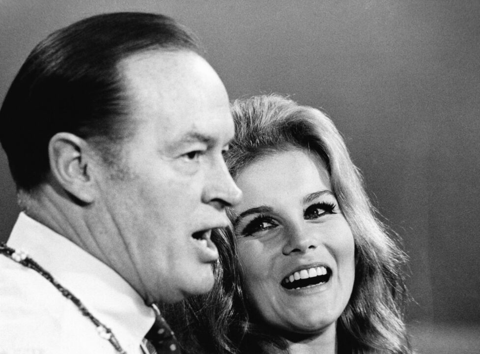 THE ANN-MARGRET SHOW, from left: Bob Hope, Ann-Margret, (aired December 11, 1968).