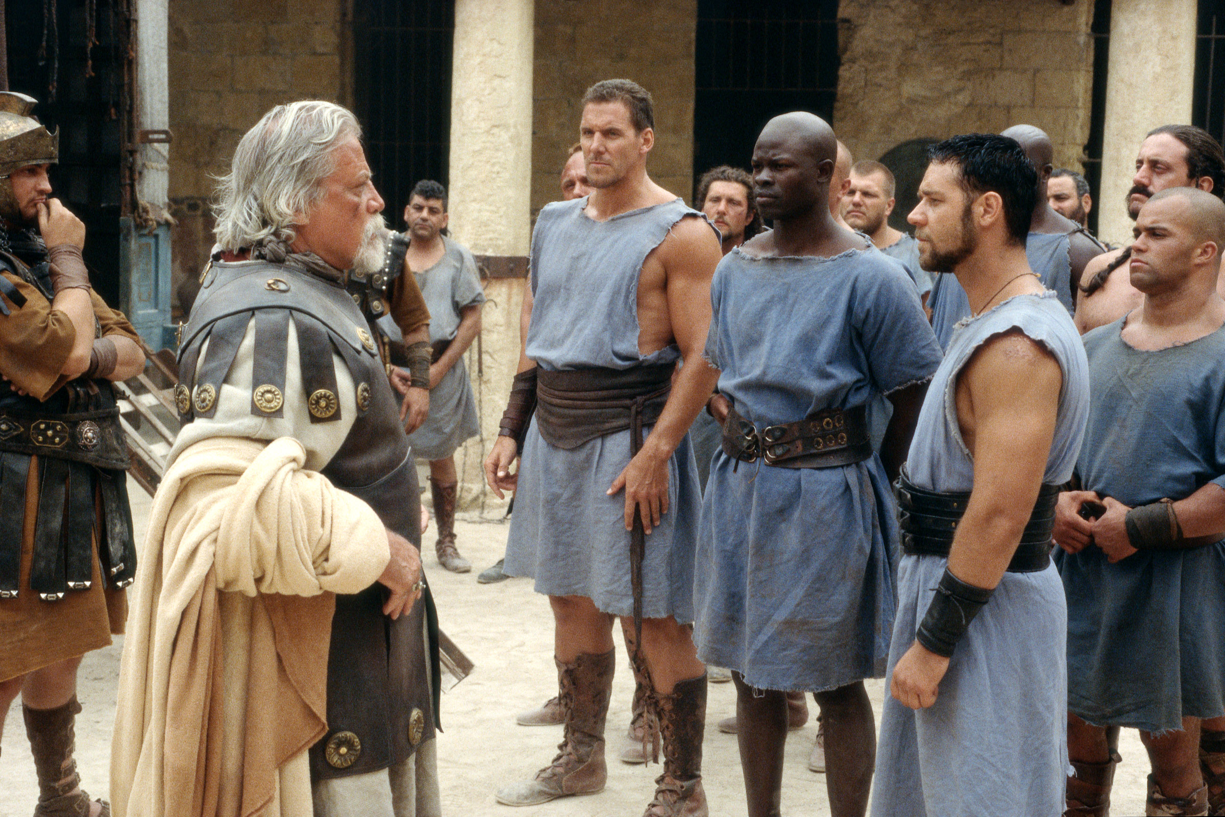 GLADIATOR, Oliver Reed, Ralf Moeller, Djimon Hounsou, Russell Crowe, 2000.