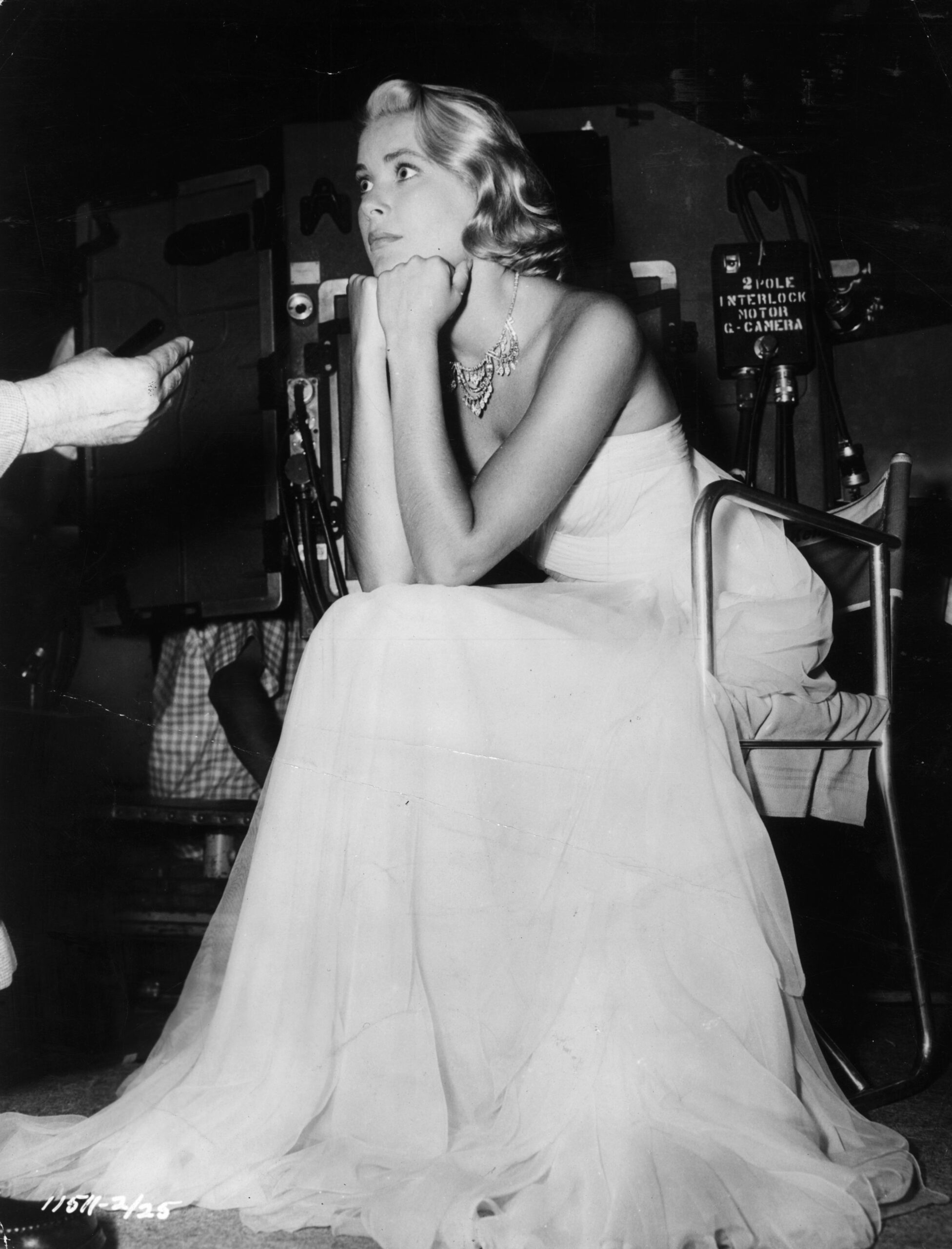 American actress Grace Kelly on the set of 'To Catch A Thief', some of which was filmed on the riviera, where she met Prince Rainier of Monaco, whom she later married.