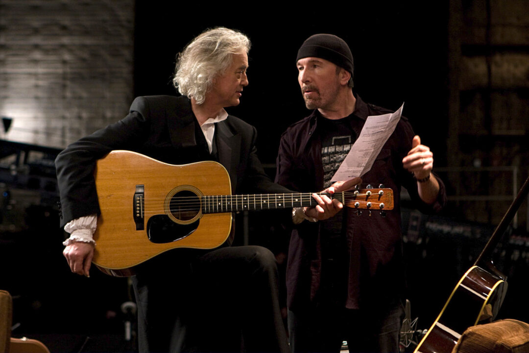 IT MIGHT GET LOUD, from left: Jimmy Page, The Edge, 2008.