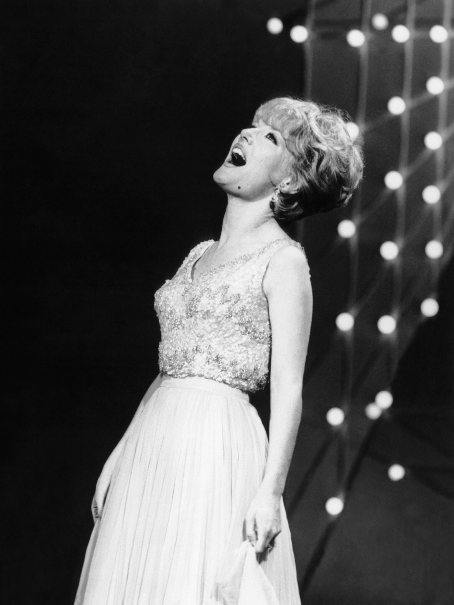 Diana Hart: The One Thing She Wanted You To Remember (Her Legacy) - rz3ayhf
