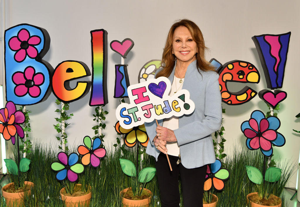 Lower Manhattan’s art scene welcomed an innovative new gallery presented by St. Jude Children’s Research Hospital of patient artwork on December 13, 2019, titled the #GiveThanks Experience. St. Jude National Outreach Director Marlo Thomas stopped by to interact with life-size scenic pieces adapted from patients’ drawings on December 13, 2019 in New York City