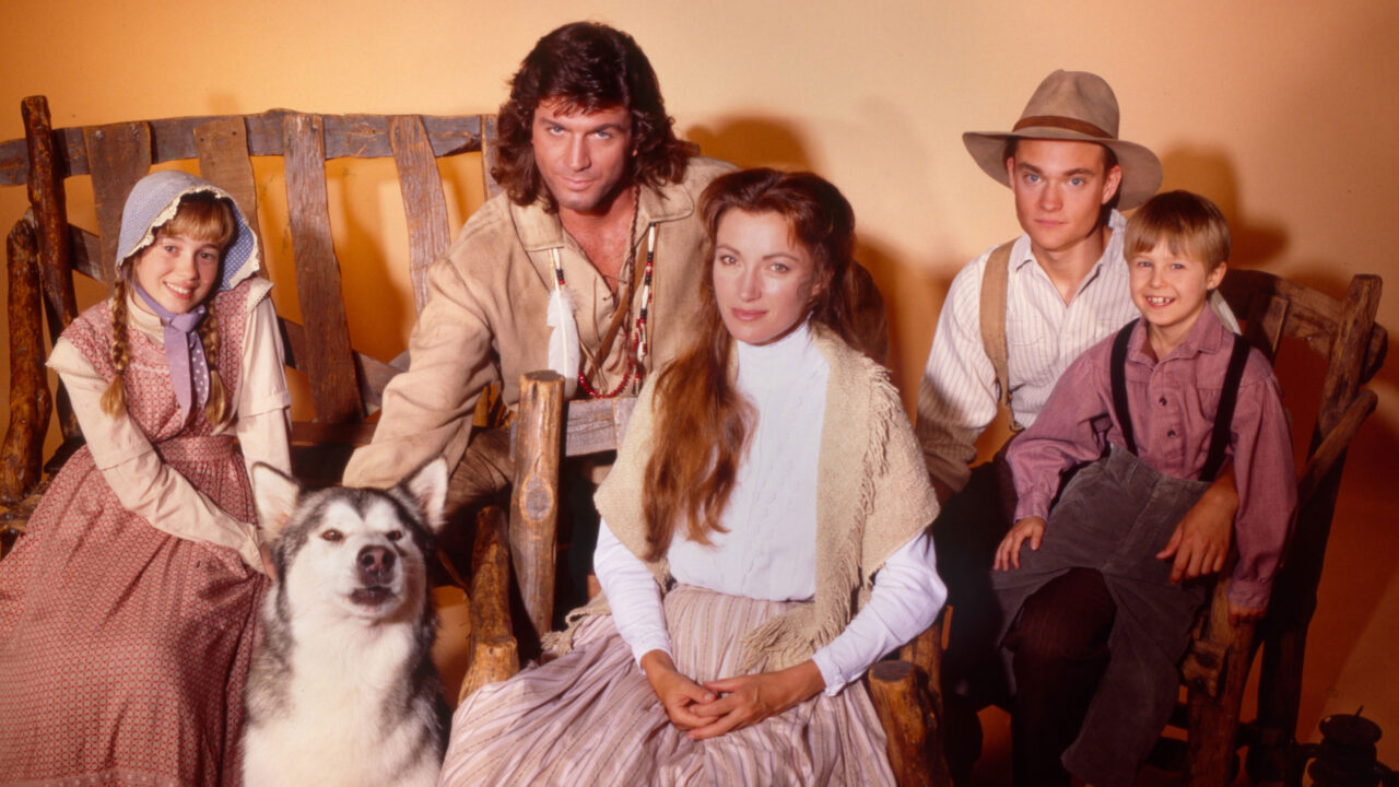 DR. QUINN, MEDICINE WOMAN, Erika Flores, Joe Lando, Jane Seymour, Chad Allen, Shawn Toovey, 1993-1998. photo: Jeff Katz / TV Guide / courtesy Everett Collection
