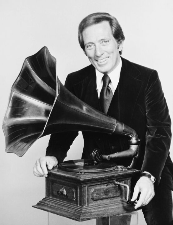 THE GRAMMY AWARDS SHOW, Andy Williams, 1975
