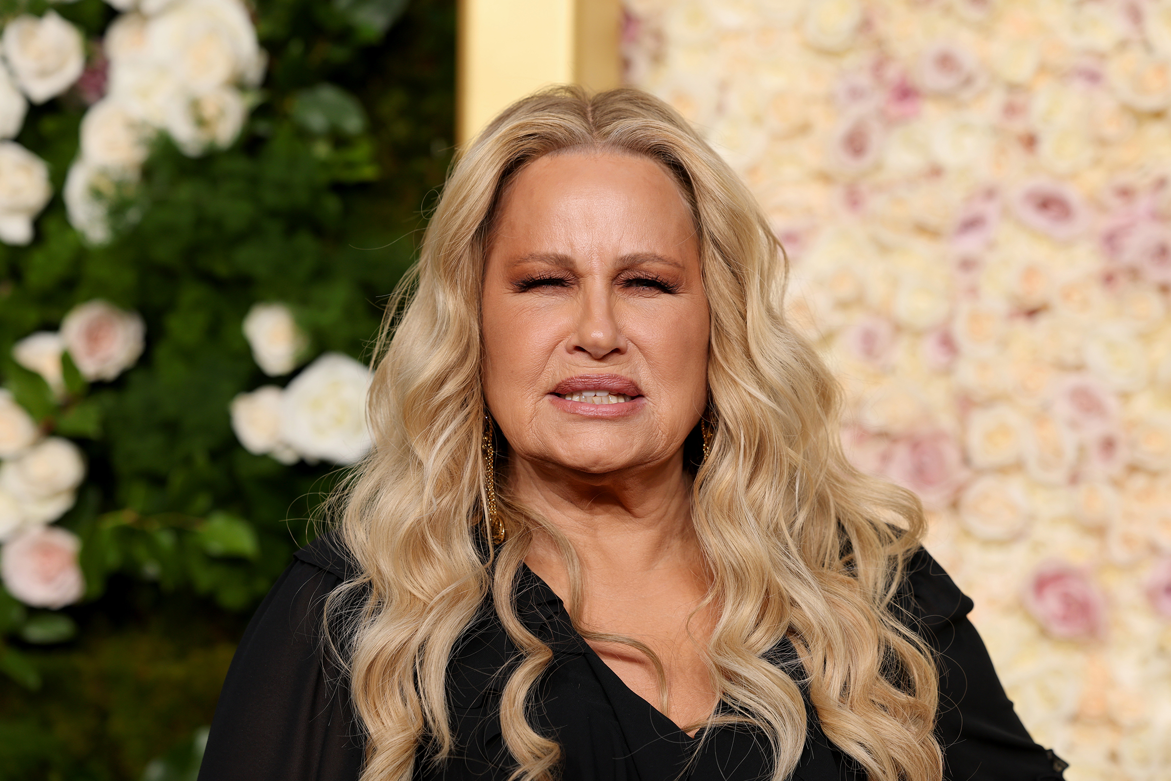BEVERLY HILLS, CALIFORNIA - JANUARY 05: Jennifer Coolidge attends the 82nd Annual Golden Globe Awards at The Beverly Hilton on January 05, 2025 in Beverly Hills, California.