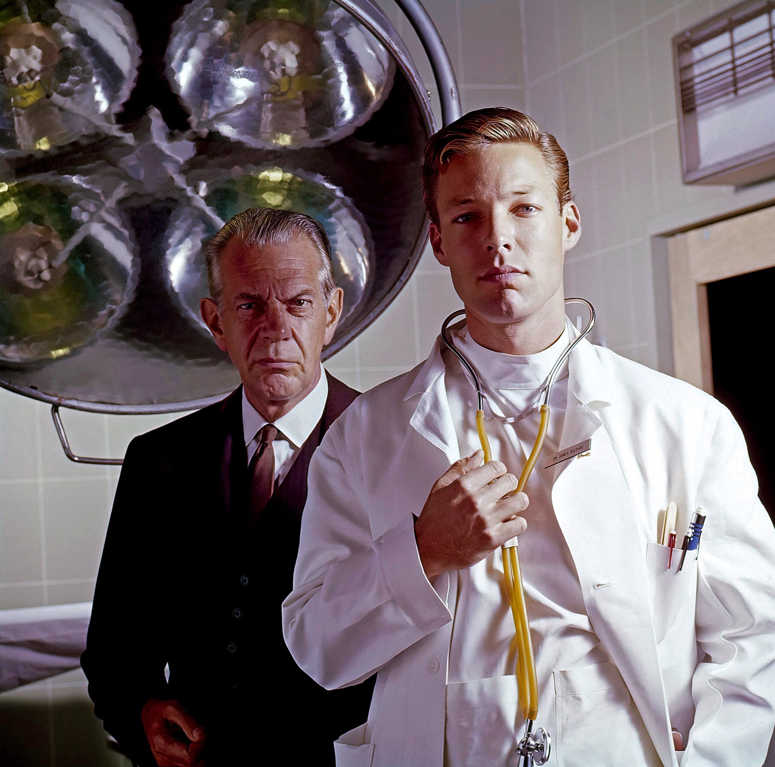 DR. KILDARE, from left: Raymond Massey, Richard Chamberlain, (1962), 1961-1966.