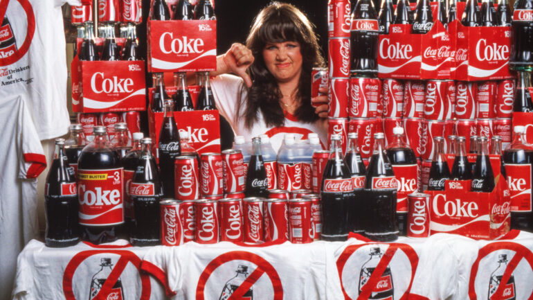 Karen Wilson petitions against the new Coca-Cola formula.