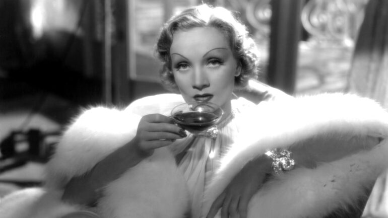 DESIRE, Marlene Dietrich, 1936