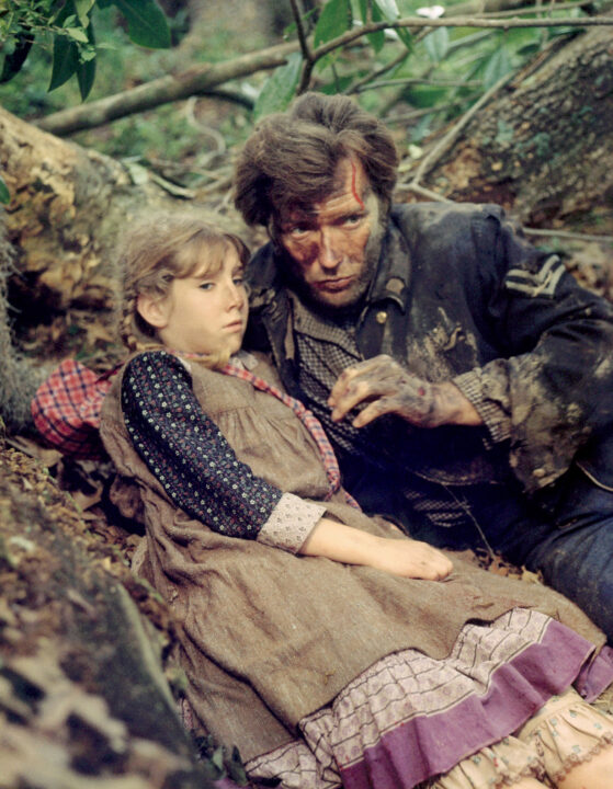 THE BEGUILED, Pamelyn Ferdin, Clint Eastwood, 1971. ©Universal/courtesy Everett Collection