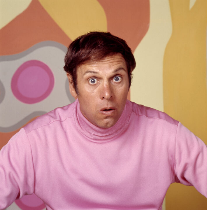 ROWAN AND MARTIN'S LAUGH-IN, Alan Sues, 1968 - 1973.