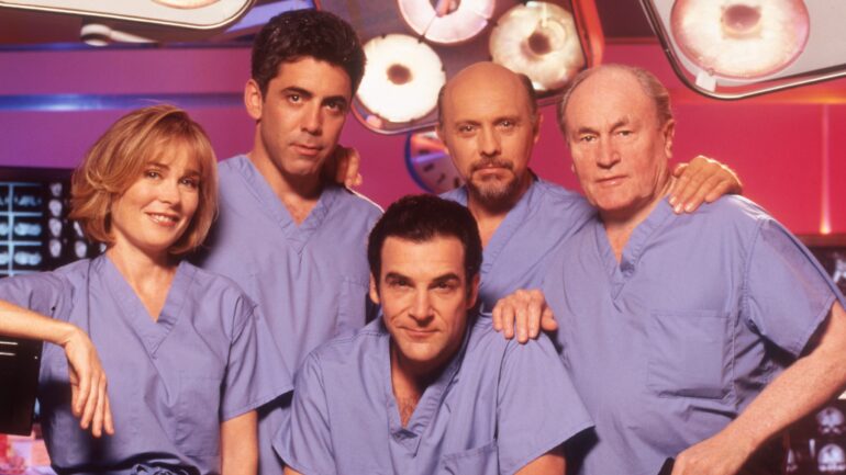 CHICAGO HOPE, from left: Roxanne Hart, Adam Arkin, Mandy Patinkin, Hector Elizondo, E.G. Marshall, (Season 1, 1994), 1994-2000.