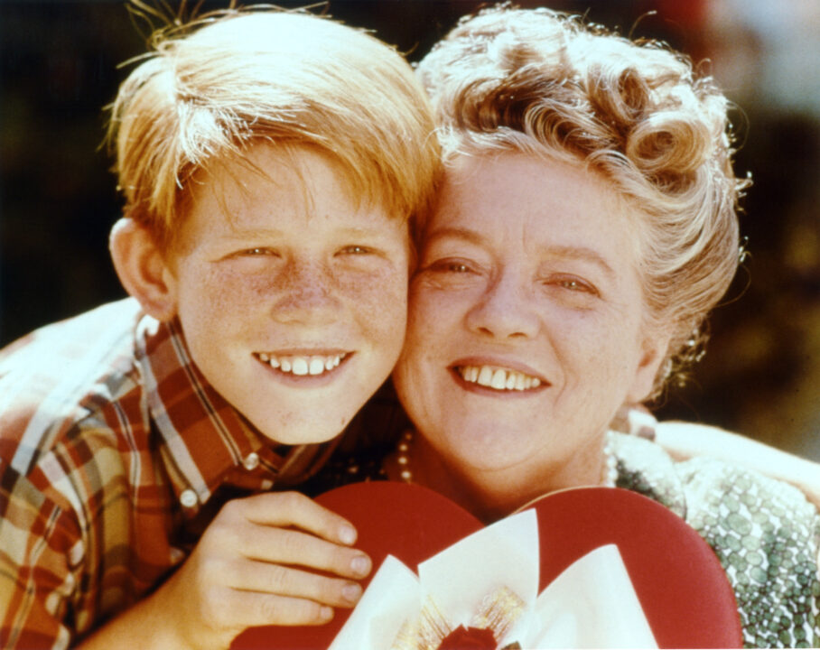 ANDY GRIFFITH SHOW, Ron Howard, Frances Bavier, 1960-1968.