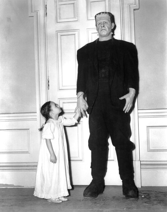 THE GHOST OF FRANKENSTEIN, Janet Ann Gallow, Lon Chaney Jr., 1942