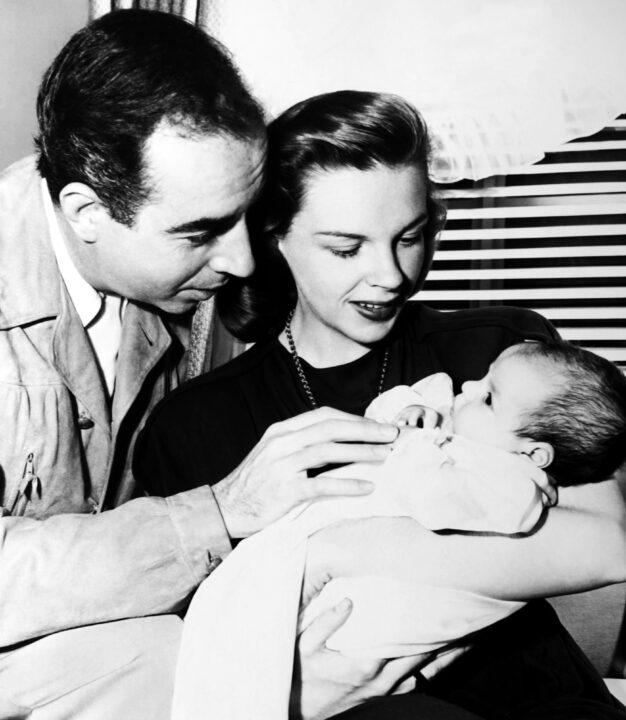 Judy Garland and Vincente Minnelli with their newborn daughter Liza Minnelli, March 1946