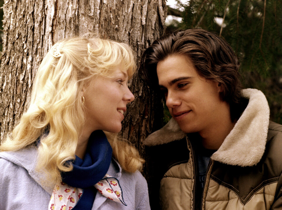 ICE CASTLES, Lynn-Holly Johnson, Robby Benson, 1978, (c) Columbia/courtesy Everett Collection