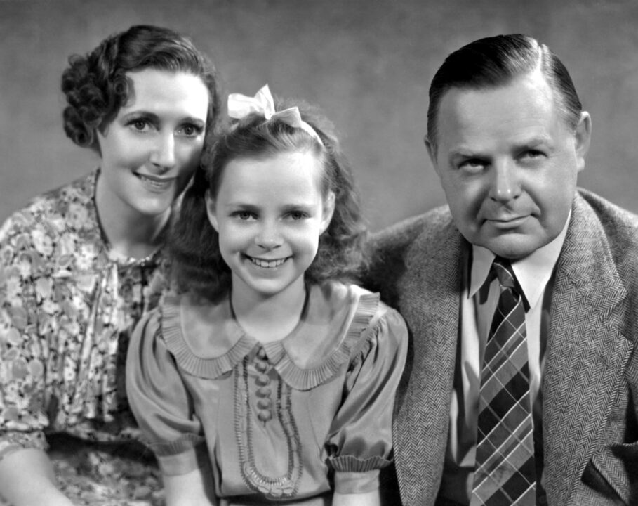 June Lockhart (center) with her parents, Kathleen and Gene Lockhart, ca. mid-1930s