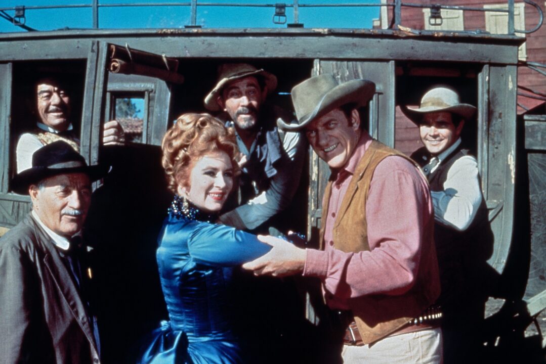 GUNSMOKE, Buck Taylor, James Arness, Ken Curtis, Glenn Strange, Milburn Stone, 1955-1975, stagecoach