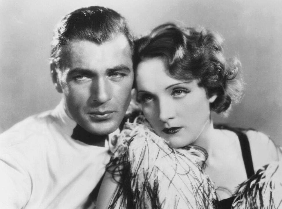 MOROCCO, from left: Gary Cooper, Marlene Dietrich, 1930