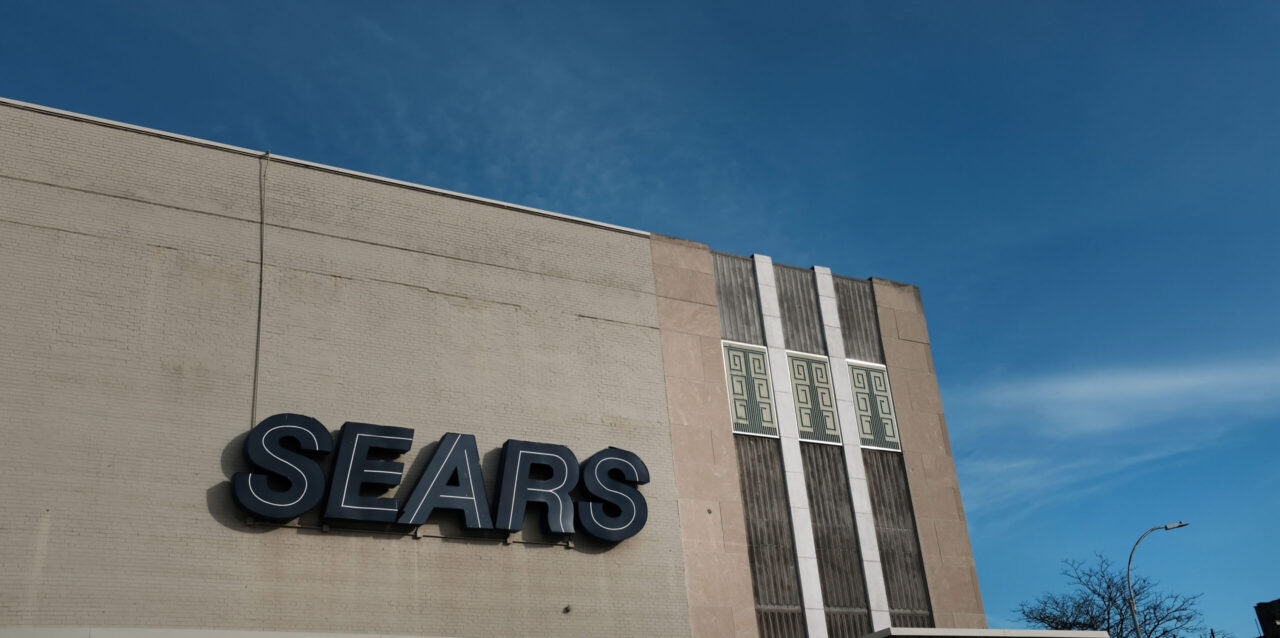 NEW YORK, NEW YORK - JANUARY 07: A Sears department store stands in Brooklyn on January 07, 2019 in New York City. If the bankrupt retail chain does not accept the only bid to save it, it could be forced to start the process of shutting down as soon as Tuesday. A $4.4 billion bid from a hedge fund which called for keeping 425 stores open and offering jobs to 50,000 of its remaining employees had a deadline of this past Friday. (Photo by Spencer Platt/Getty Images)