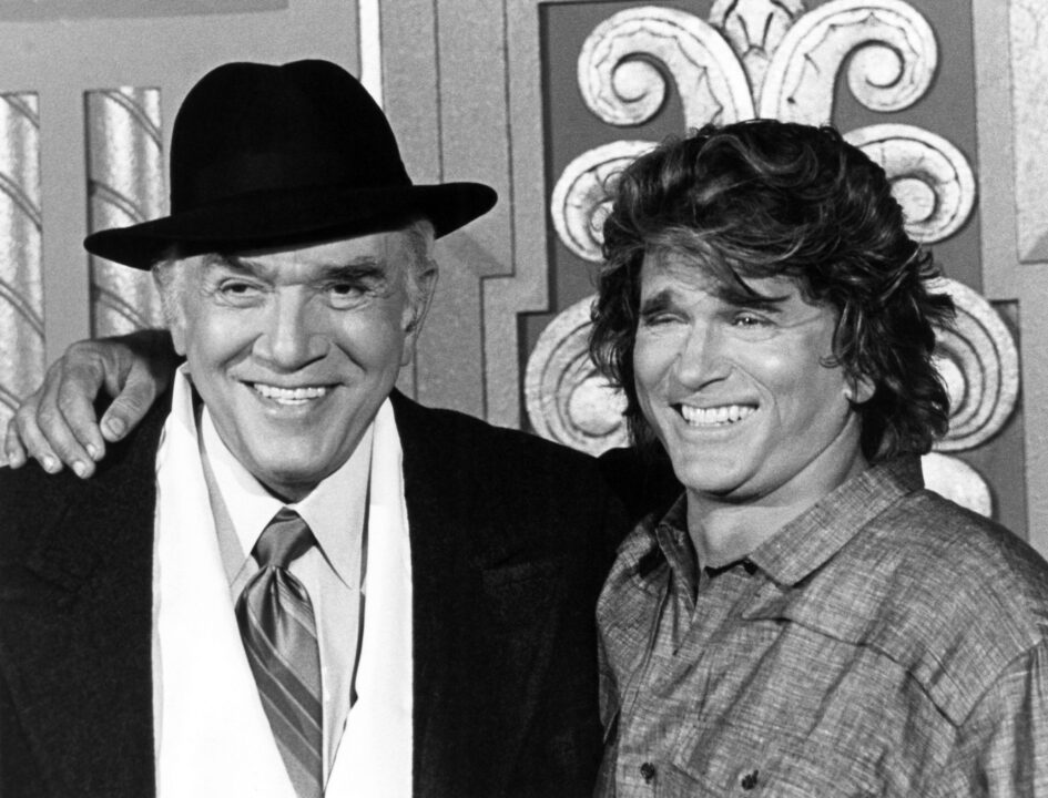 HIGHWAY TO HEAVEN, (from left): Lorne Greene, Michael Landon, 'The Smile In The Third Row', (Season 2, ep. 208, aired Nov. 20, 1985), 1984-89. © NBC / Courtesy: Everett Collection