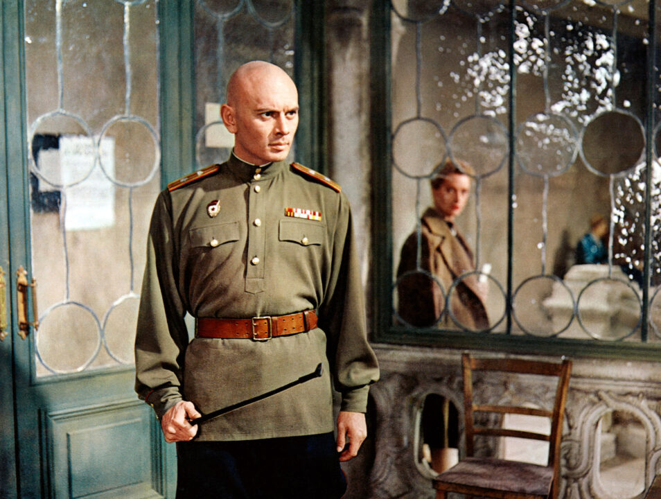 THE JOURNEY, Yul Brynner, Deborah Kerr (back), 1959