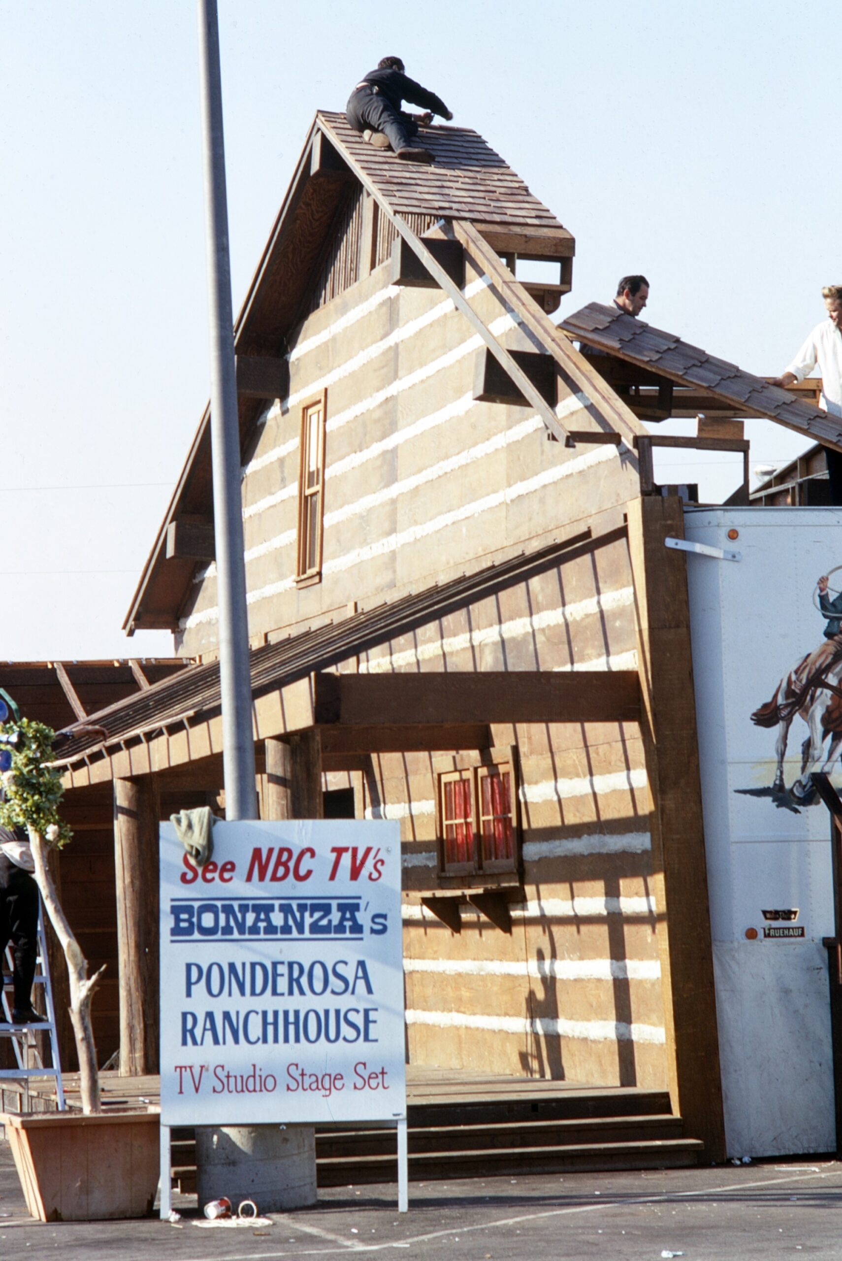 BONANZA, construction of Ponderosa Ranchhouse, on set, 1967, 1959-1973.